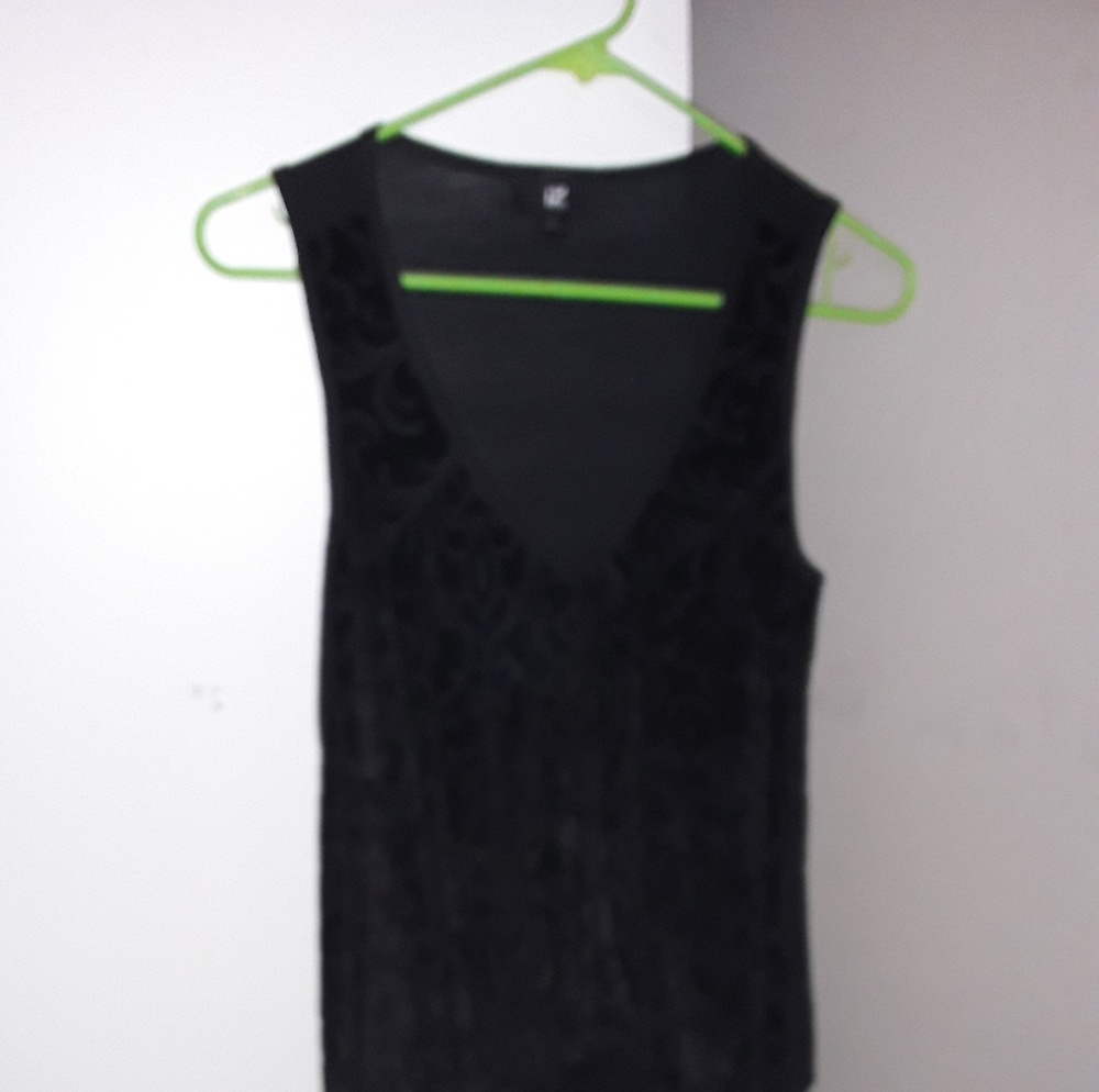 Tank - Picture 2 of 4